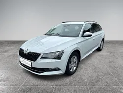 Bila moon/moon white Gebraucht 2018 Skoda Superb Ambition Kombi | 18.290 € (Guter Preis)