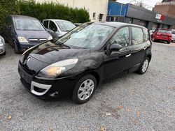 Schwarz Gebraucht 2012 Renault Scénic III Dynamique Van / Kleinbus | 4.200 € (Fairer Preis)