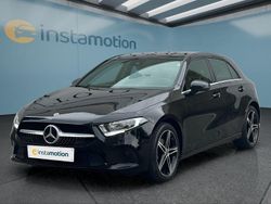 Gebraucht 2022 Mercedes A200 Limousine | 29.699 € (Etwas zu teuer)
