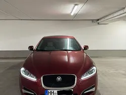 Rot Gebraucht 2013 Jaguar XF S Limousine | 13.900 € (Teuer)