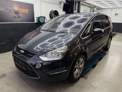 Grau Gebraucht 2010 Ford S-MAX Titanium Van / Kleinbus | 4.990 € (Fairer Preis)