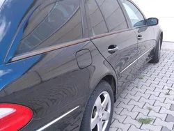 Schwarz Gebraucht 2005 Mercedes E280 Avantgarde Kombi | 2.100 €