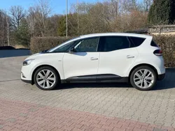 Weiß Gebraucht 2018 Renault Scénic IV LIMITED Deluxe Van / Kleinbus | 14.388 € (Guter Preis)