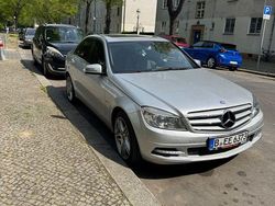Schwarz Gebraucht 2010 Mercedes C250 Elegance Limousine | 8.990 € (Fairer Preis)