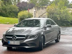 Silber Gebraucht 2016 Mercedes CLA220 Limousine | 16.850 € (Etwas zu teuer)