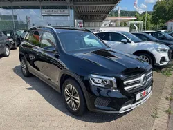 Nachtschwarz Gebraucht 2021 Mercedes GLB200 Style SUV | 34.990 € (Fairer Preis)