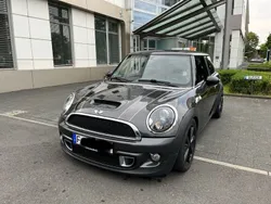 Grau Gebraucht 2012 Mini Cooper S Kleinwagen | 8.400 € (Etwas zu teuer)