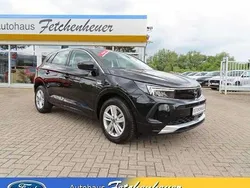Diamnatschwarz Gebraucht 2024 Opel Grandland X SUV | 22.950 € (Guter Preis)