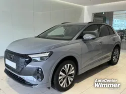 Farbe: grau Gebraucht 2023 Audi Q4 e-tron Ambiente SUV | 37.900 € (Guter Preis)
