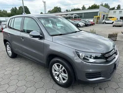 Grau Gebraucht 2015 VW Tiguan Trendline SUV | 11.990 € (Fairer Preis)