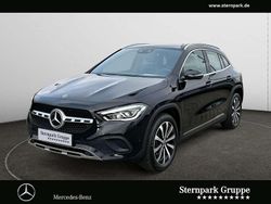 Kosmosschwarz lack Gebraucht 2020 Mercedes GLA200 Progressive SUV | 29.940 € (Fairer Preis)