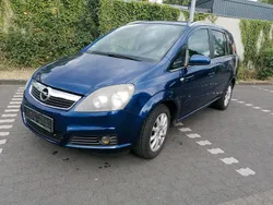 Blau Gebraucht 2007 Opel Zafira Van / Kleinbus | 1.250 € (Superpreis)
