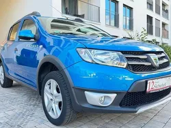 Blau Gebraucht 2015 Dacia Sandero Prestige Kleinwagen | 8.300 € (Fairer Preis)