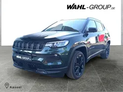 Grün Neu 2025 Jeep Compass North SUV | 36.990 € (Superpreis)