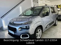 Grau Gebraucht 2021 Citroën Berlingo Shine Van / Kleinbus | 23.990 € (Teuer)