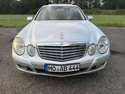 Silber Gebraucht 2008 Mercedes E220 Elegance Limousine | 6.450 € (Fairer Preis)