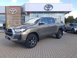Manganbronze Neu 2025 Toyota HiLux Comfort Abholung | 54.990 € (Guter Preis)