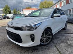 Weiß Gebraucht 2019 Kia Rio Platinum Edition Limousine | 14.699 € (Fairer Preis)