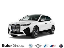 Weiss Gebraucht 2022 BMW iX M Sport SUV | 44.999 € (Guter Preis)