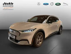 Weiß Gebraucht 2023 Ford Mustang Mach-E Basis SUV | 39.950 € (Fairer Preis)