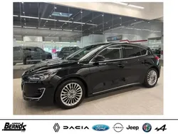 Obsidianschwarz metallic Gebraucht 2020 Ford Focus Vignale Limousine | 22.990 € (Fairer Preis)