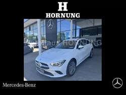 Weiß Gebraucht 2022 Mercedes CLA250 Shooting Brake Kombi | 29.900 € (Guter Preis)