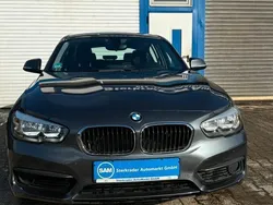 Grau Gebraucht 2017 BMW 118 Kleinwagen | 10.990 € (Superpreis)