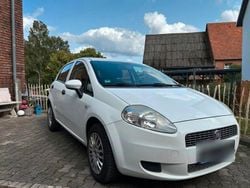 Weiß Gebraucht 2009 Fiat Grande Punto Kleinwagen | 2.499 € (Fairer Preis)