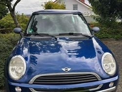 Blau Gebraucht 2002 Mini ONE Kleinwagen | 1.500 € (Guter Preis)