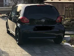 Schwarz Gebraucht 2008 Toyota Aygo Kleinwagen | 600 € (Etwas zu teuer)