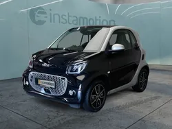 Schwarz Gebraucht 2021 Smart ForTwo Electric Drive Passion Exclusive Coupé | 12.000 € (Fairer Preis)