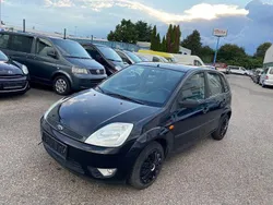 Blau Gebraucht 2002 Ford Fiesta Trend Kleinwagen | 1.400 € (Guter Preis)