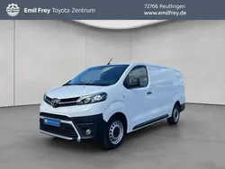 Schaumweiß Gebraucht 2021 Toyota Proace Comfort Van | 24.990 € (Superpreis)