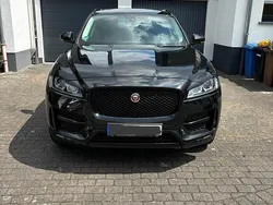 Schwarz Gebraucht 2018 Jaguar F-Pace R-Sport SUV | 26.500 € (Etwas zu teuer)