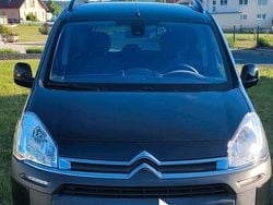 Schwarz Gebraucht 2012 Citroën Berlingo XTR Van / Kleinbus | 5.550 € (Fairer Preis)