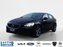 Schwarz Gebraucht 2018 Volvo V40 Momentum Kombi | 16.810 € (Etwas zu teuer)
