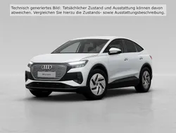 Weiß (metallic) Gebraucht 2022 Audi Q4 Sportback e-tron Basis SUV | 25.990 € (Fairer Preis)