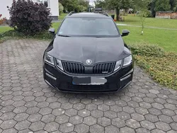 Schwarz Gebraucht 2019 Skoda Octavia RS Kombi | 19.500 € (Fairer Preis)