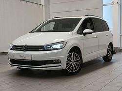 Weiß Gebraucht 2024 VW Touran Comfortline Van / Kleinbus | 31.990 € (Fairer Preis)