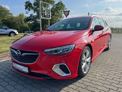 Rot Gebraucht 2018 Opel Insignia Kombi | 18.299 € (Fairer Preis)