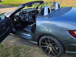 Grau Gebraucht 2015 Mercedes SLK55 AMG AMG Cabrio | 49.000 € (Fairer Preis)