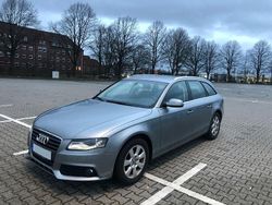 Grau Gebraucht 2011 Audi A4 Attraction Kombi | 9.500 € (Teuer)