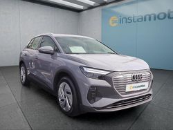 Grau Gebraucht 2022 Audi Q4 e-tron SUV | 23.499 € (Fairer Preis)