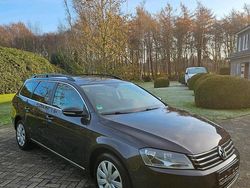 Braun Gebraucht 2011 VW Passat Kombi | 6.599 € (Fairer Preis)