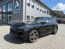 Schwarz Gebraucht 2021 Porsche Cayenne Sport SUV | 77.945 € (Teuer)