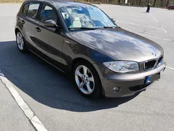 Braun Gebraucht 2005 BMW 120 Kleinwagen | 3.400 €