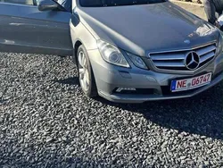Silber Gebraucht 2022 Mercedes E350 Coupé | 10.000 €