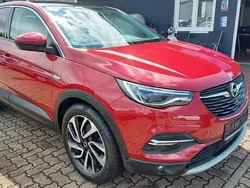 Rot Gebraucht 2018 Opel Grandland X Innovation SUV | 10.990 € (Fairer Preis)