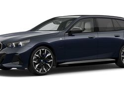 Gebraucht 2025 BMW 550e Kombi | 104.194 €