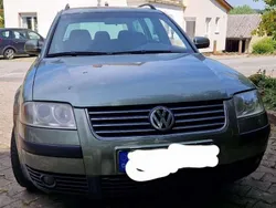 Grün Gebraucht 2003 VW Passat Family Kombi | 1.600 € (Superpreis)